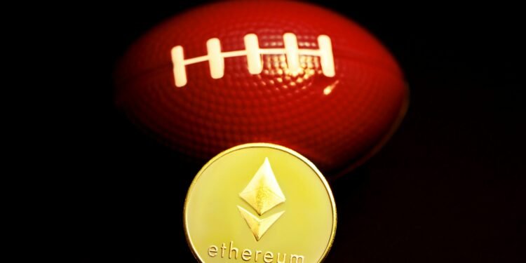Ethereum Network Performance Tumbles As Total Transaction Fees Drops To New Lows Ethereum Network Performance Tumbles As Total Transaction Fees Drops To New Lows