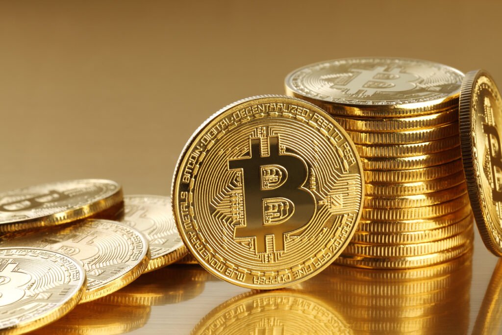Bitcoin Realized Profit/Loss Ratio Repeating 2024 Structure — What Happened Last Time?