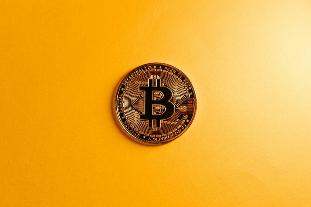 Will Bitcoin Repeat Classic Breakout Pattern To Surge Above 4,000?