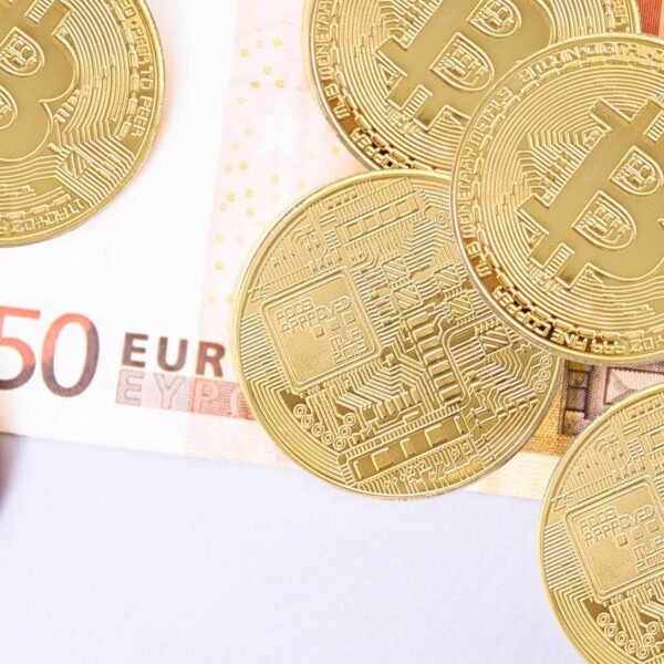 9 Pcs Bit Coin,Commemorative Coin,Physical Bitcoin with Protective Case,Gold Plated Bitcoin for Commemoration,BTC Cryptocurrency,Chase Coin Gifts for Men - Image 8
