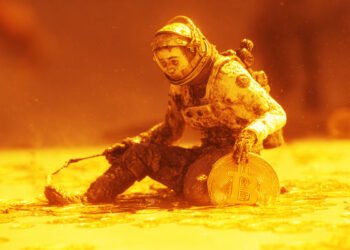 Analyst Who Predicted 2022 Bitcoin Crash Warns of BTC Meltdown As Black Swan Risk Looms, Says Altcoins Face Big Shakeout