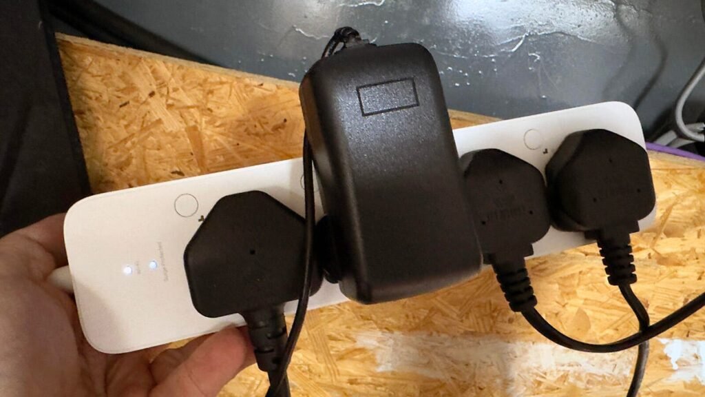 How I use a smart outlet to save money on electricity bills every month