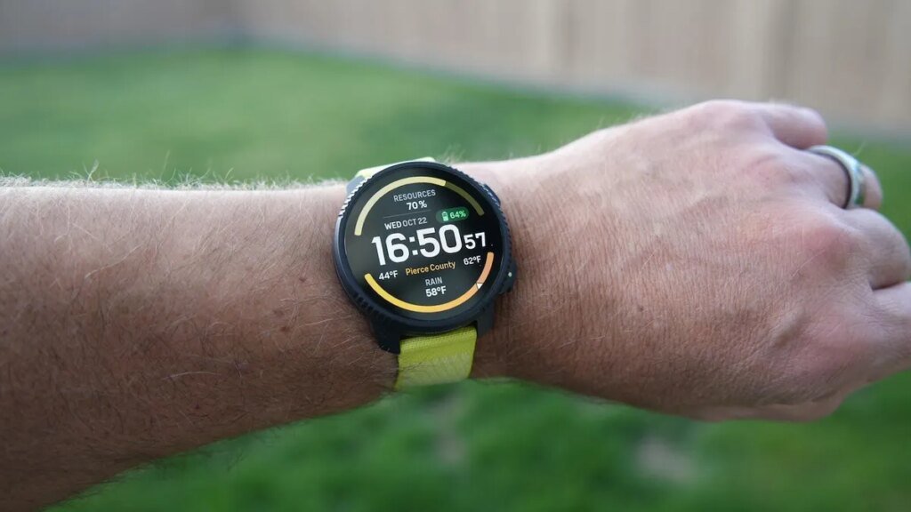 I found a smartwatch that’s just as reliable as my Garmin (but much cheaper)