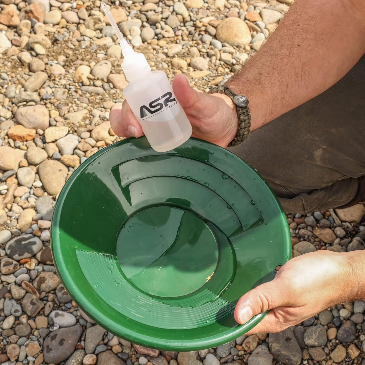ASR Outdoor Gold Panning Kit with Paydirt Beginner Prospecting Equipment 6pc, Green 7 ASR Outdoor Gold Panning Kit with Paydirt Beginner Prospecting Equipment 6pc, Green - Image 7
