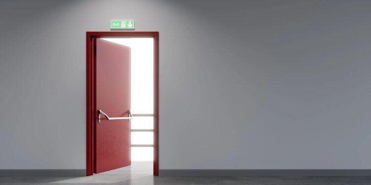 Binance Bitcoin Stockpile Shrinks Amid Market Turmoil Binance Bitcoin Stockpile Shrinks Amid Market Turmoil