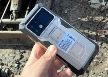 I tried living with a 22,000mAh Android for a week – here’s my buying advice now