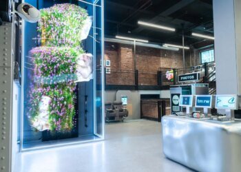 I saw the tech shop of the future – and maybe retail isn’t dead