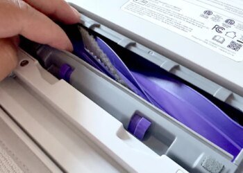 This robot vacuum at CES 2026 can find lost items on your floor and alert you of them