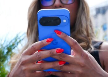 How to FaceTime on Android or your PC – no app needed