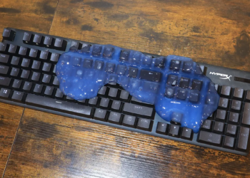 This  cleaning gel did wonders for my keyboard – and 4 other PC cleaning tips