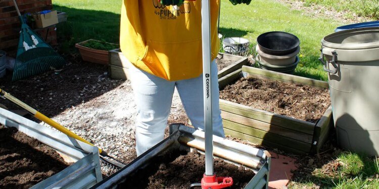 5 gadgets I'm buying this summer to grow my green thumb (and they're all discounted)