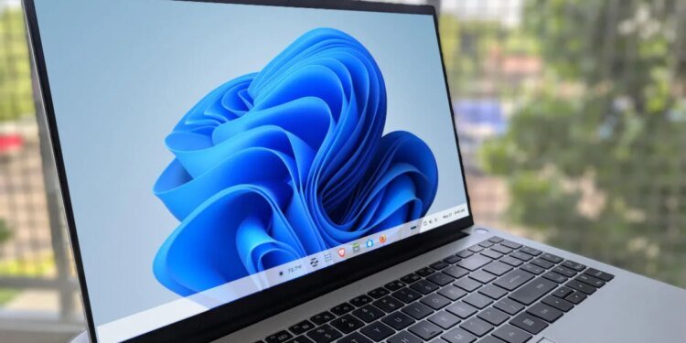 How to make Zorin OS look like Windows 11 – for free