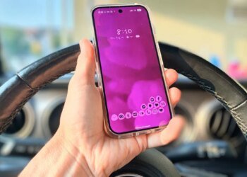 Gemini voice calling on Android Auto keeps failing me – and Google has until September to fix it