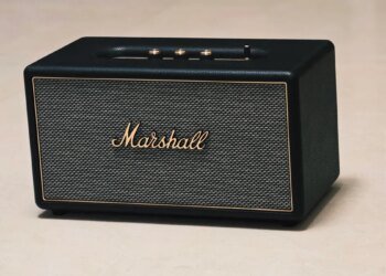 This Bluetooth-only Marshall home speaker sounds so good, I can forgive the missing Wi-Fi